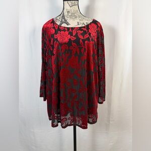 C. EST 1946 Black Top With Soft Red Velvety Floral pattern Plus Size 14/16W